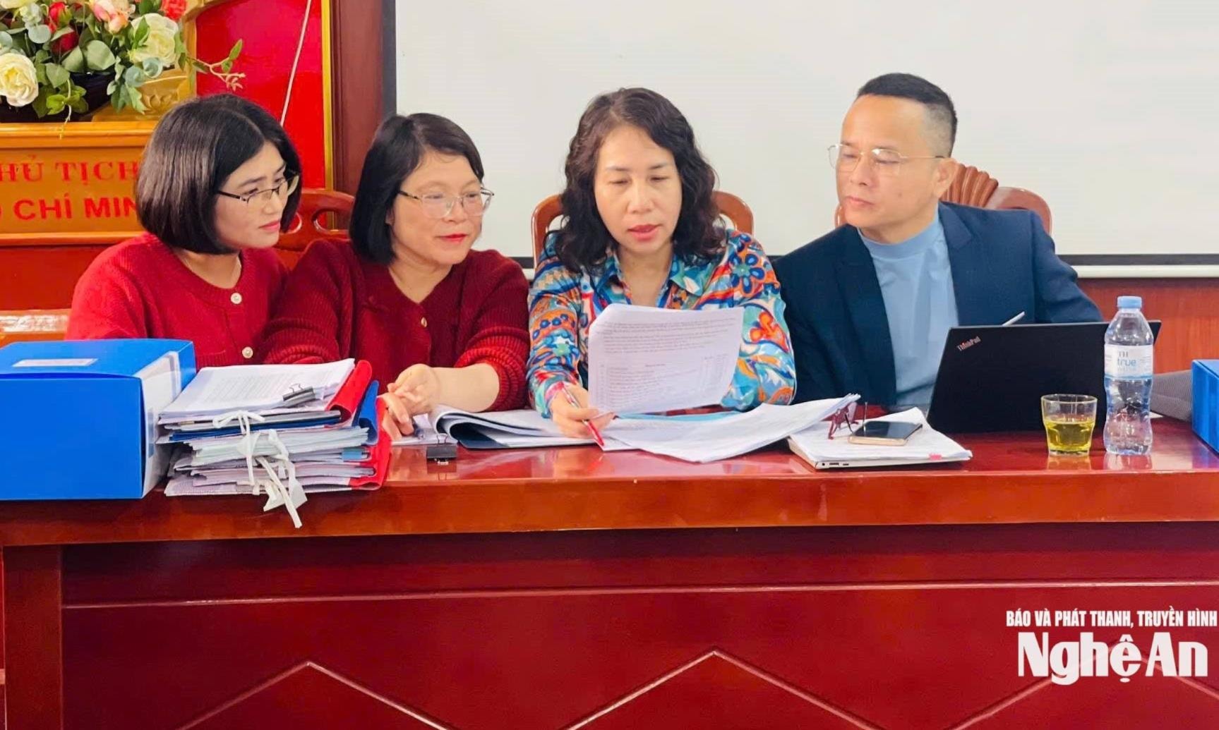 bna_so-giao-duc-va-dao-tao-thanh-lap-cac-to-tu-van-ho-tro-cac-nha-truong-on-thi-tot-nghiep-thpt.-anh-my-ha.jpg