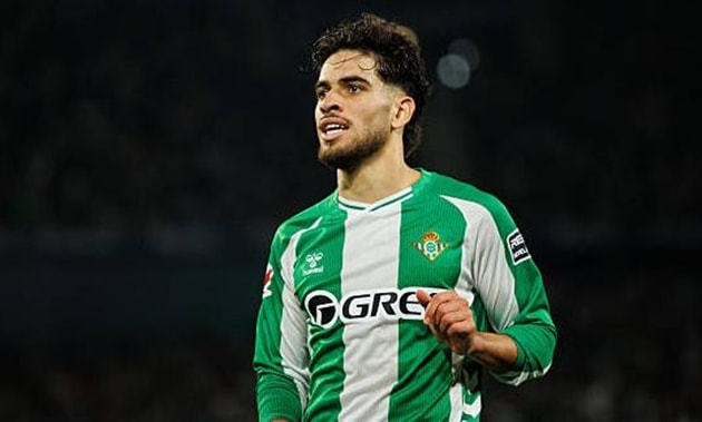 Liverpool sẵn sàng chi 60 triệu euro cho tiền đạo Abde Ezzalzouli.