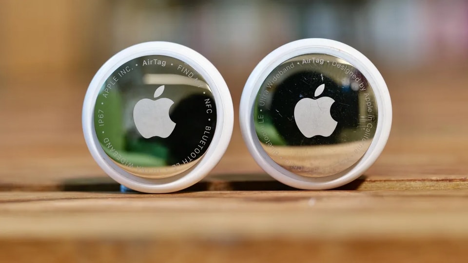 Thiết bị Apple AirTag nhỏ gọn