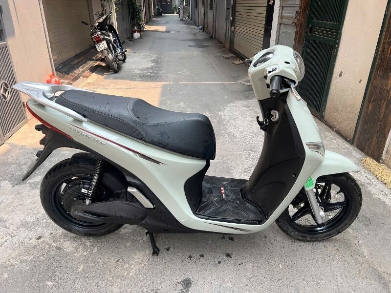 Hỗ trợ sạc nhanh 1000W trên VinFast Feliz 2025