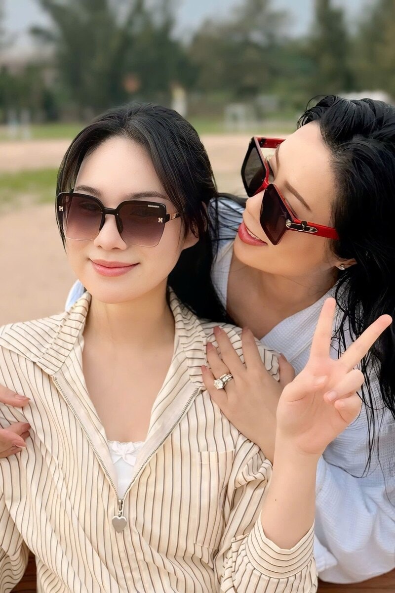 NSND Trịnh Kim Chi chọn cách làm bạn và đồng hành cùng con gái.