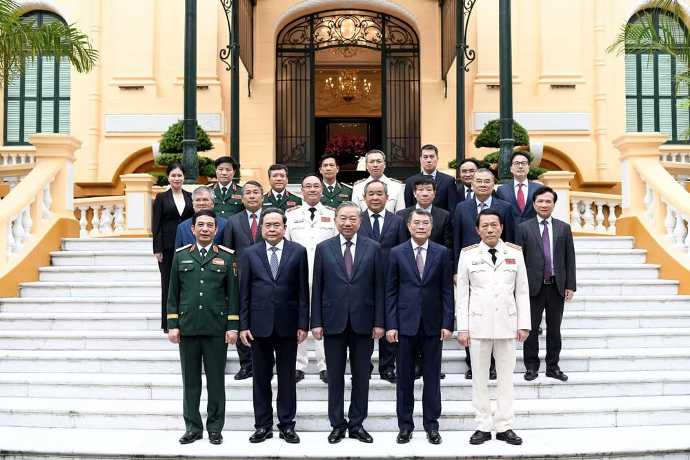 Tổng Bí thư, Chủ tịch nước Tô Lâm cùng các đại biểu tại phiên họp. (Ảnh DUY LINH) z7770508147320-1e0977165b19f92d1ddeaa18fde3c47b.jpg