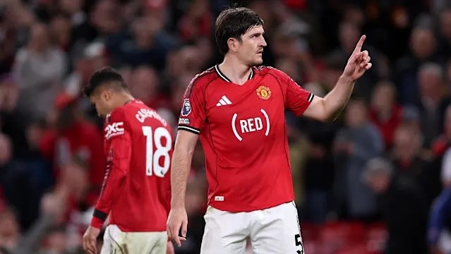 Harry Maguire thể hiện tầm ảnh hưởng lớn trong cả phòng ngự lẫn tấn công.