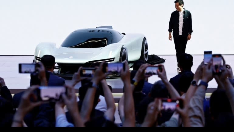 CEO Xiaomi Lei Jun giới thiệu concept Vision Gran Turismo