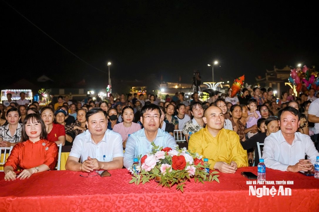 van truong mẻtt