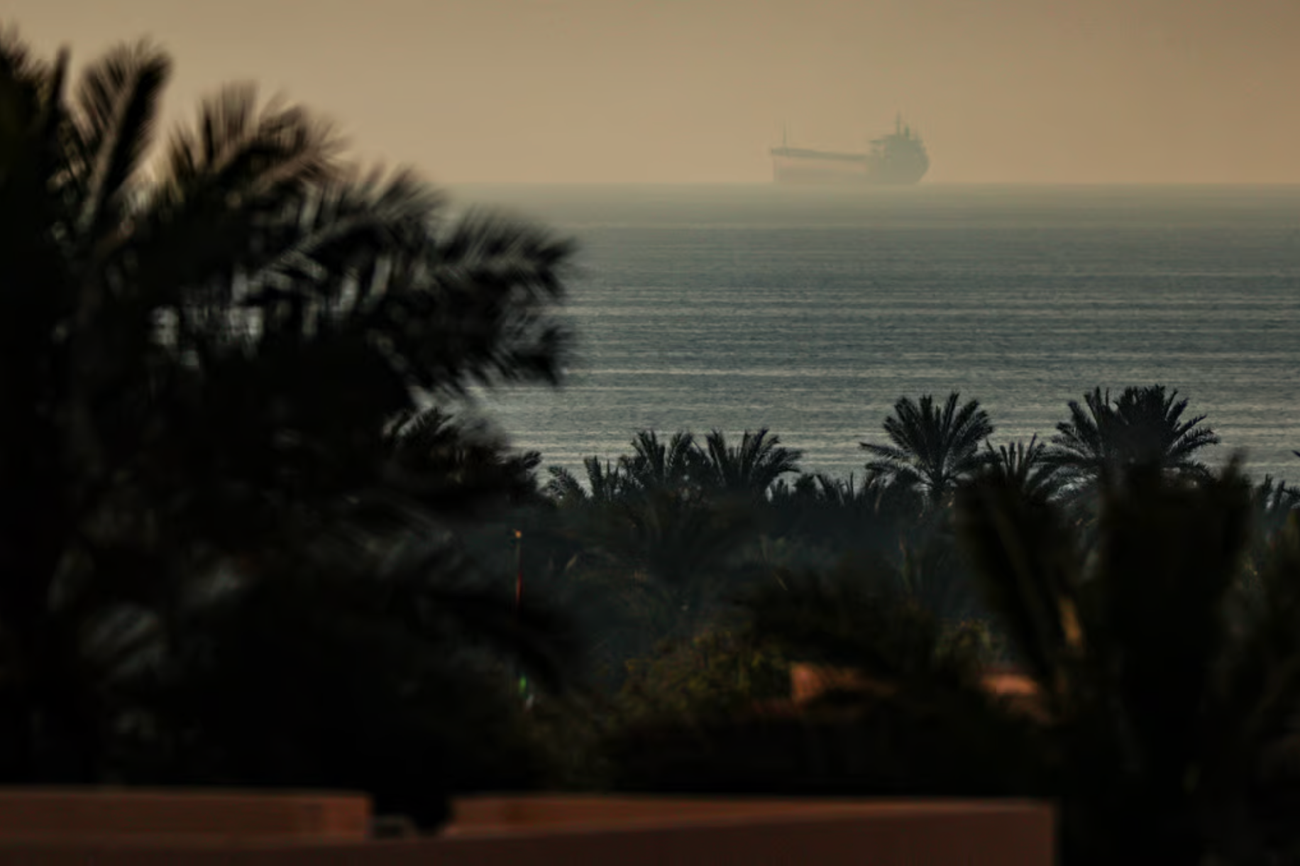 Eo biển Hormuz là một động mạch quan trọng cho dầu khí.. Ảnh: AFP