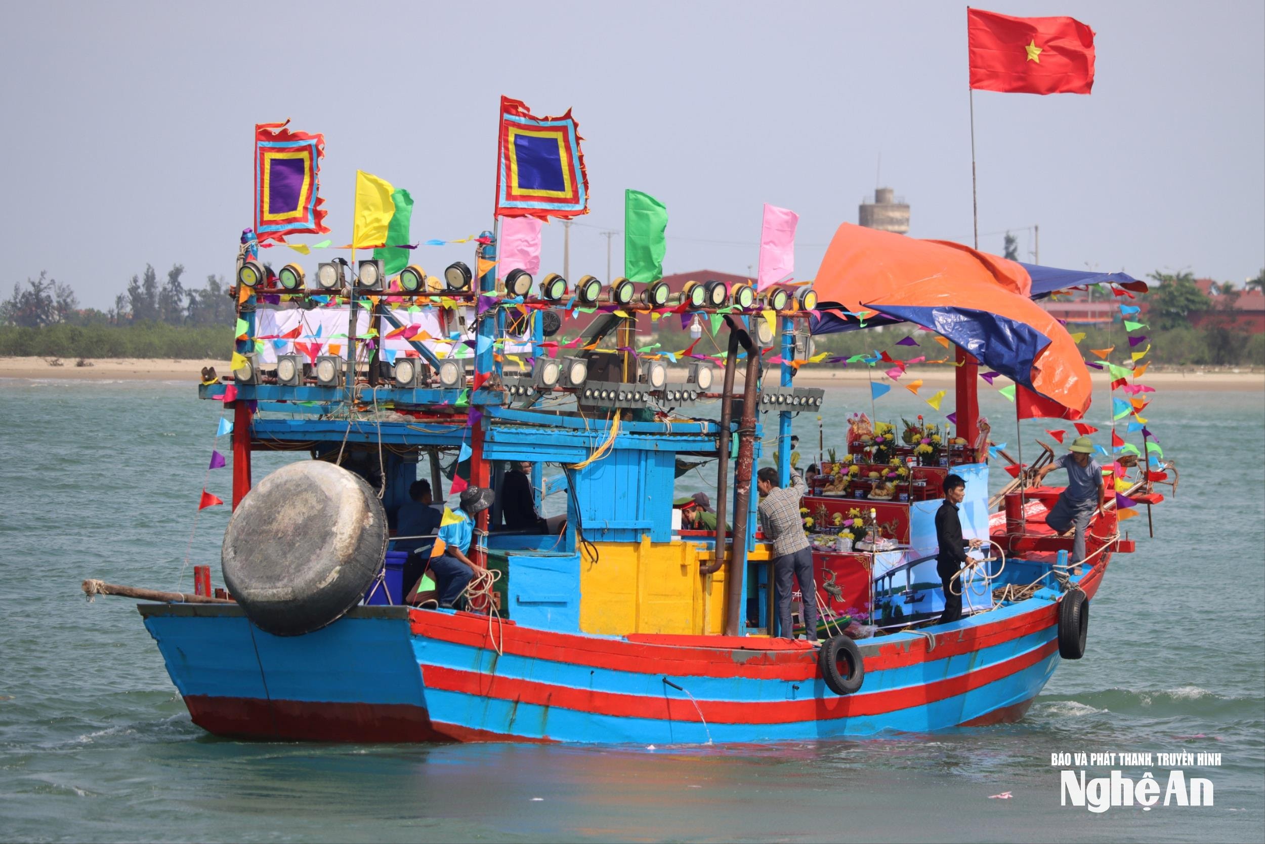 Những lễ hội, phong tục, tập quán của ngư dân là những vỉa tầng văn hóa độc đáo có thể thu hút du khách. Ảnh: Diệp Thanh