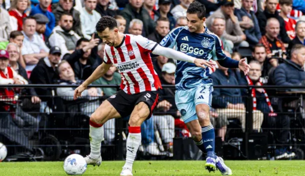 Giải vô địch quốc gia Hà Lan Eredivisie đối mặt với nguy cơ hỗn loạn vì sai sót pháp lý