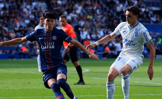 Trận hòa 2-2 giữa PSG và Lorient tại Ligue 1.