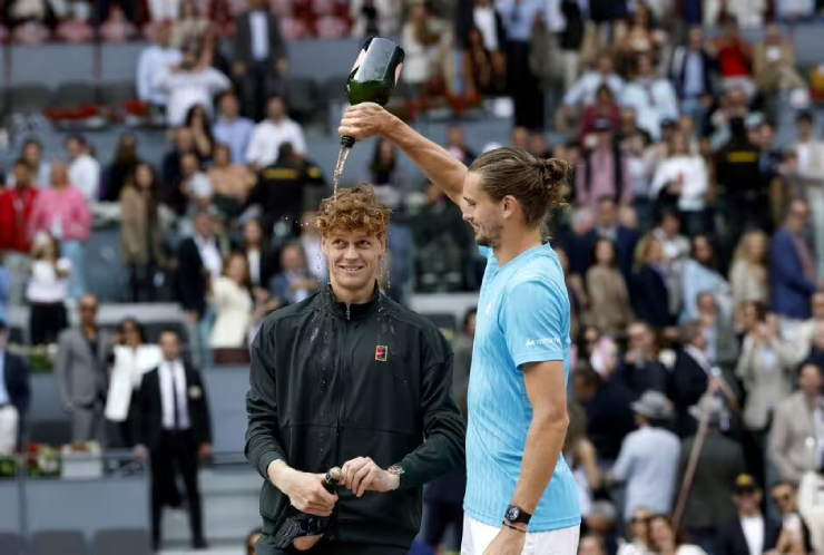 Zverev thừa nhận mình chơi tệ ở chung kết Madrid Open 2026