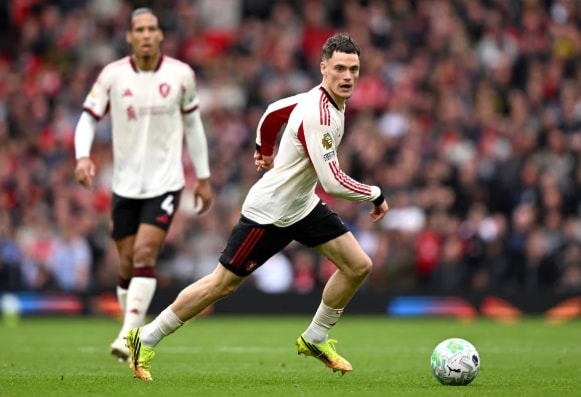 Florian Wirtz thi đấu mờ nhạt trong trận gặp Man Utd
