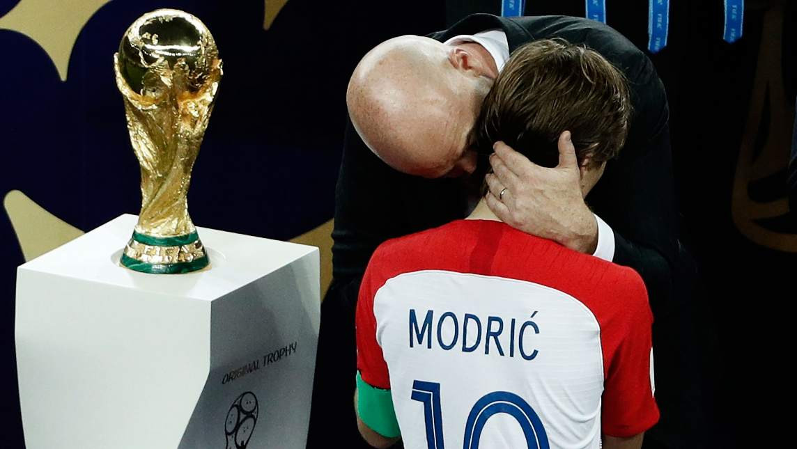 Luka Modric nỗ lực trong trận chung kết World Cup 2018 tại Nga.