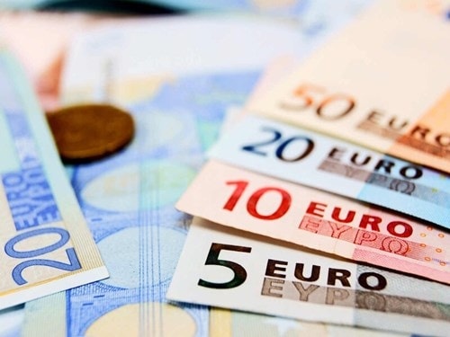 Thị trường ngoại tệ biến động khi tỷ giá Euro đồng loạt tăng mạnh vào sáng ngày 7/5