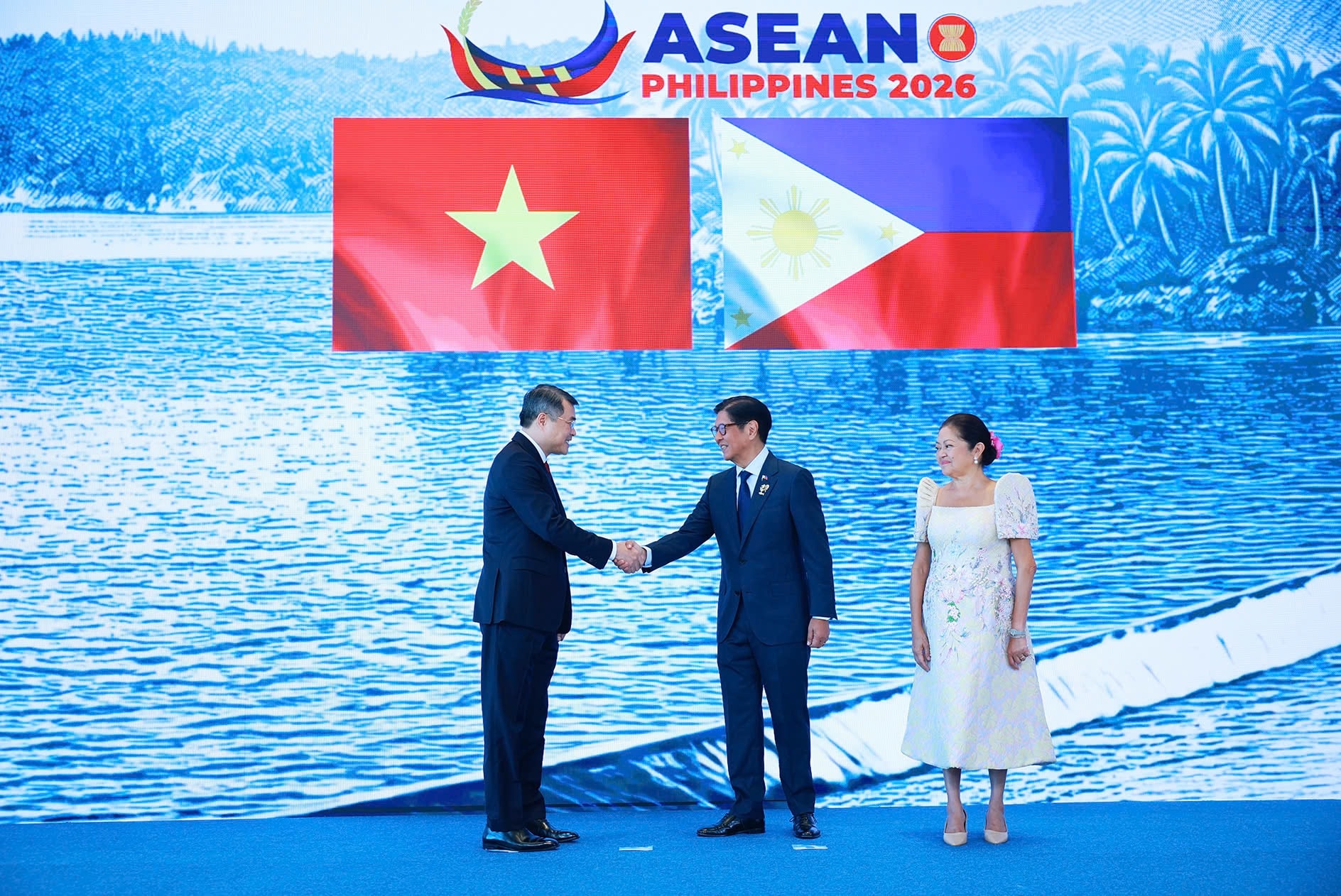 Thủ tướng Lê Minh Hưng bắt đầu các hoạt động tại Hội nghị Cấp cao ASEAN 48- Ảnh 1. Thủ tướng Lê Minh Hưng bắt đầu các hoạt động tại Hội nghị Cấp cao ASEAN 48- Ảnh 1.