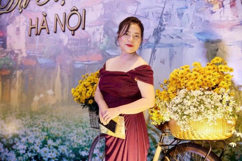 BTV Kim Ngân đang có cuộc sống hạnh phúc, thường đi du lịch nhiều nơi.