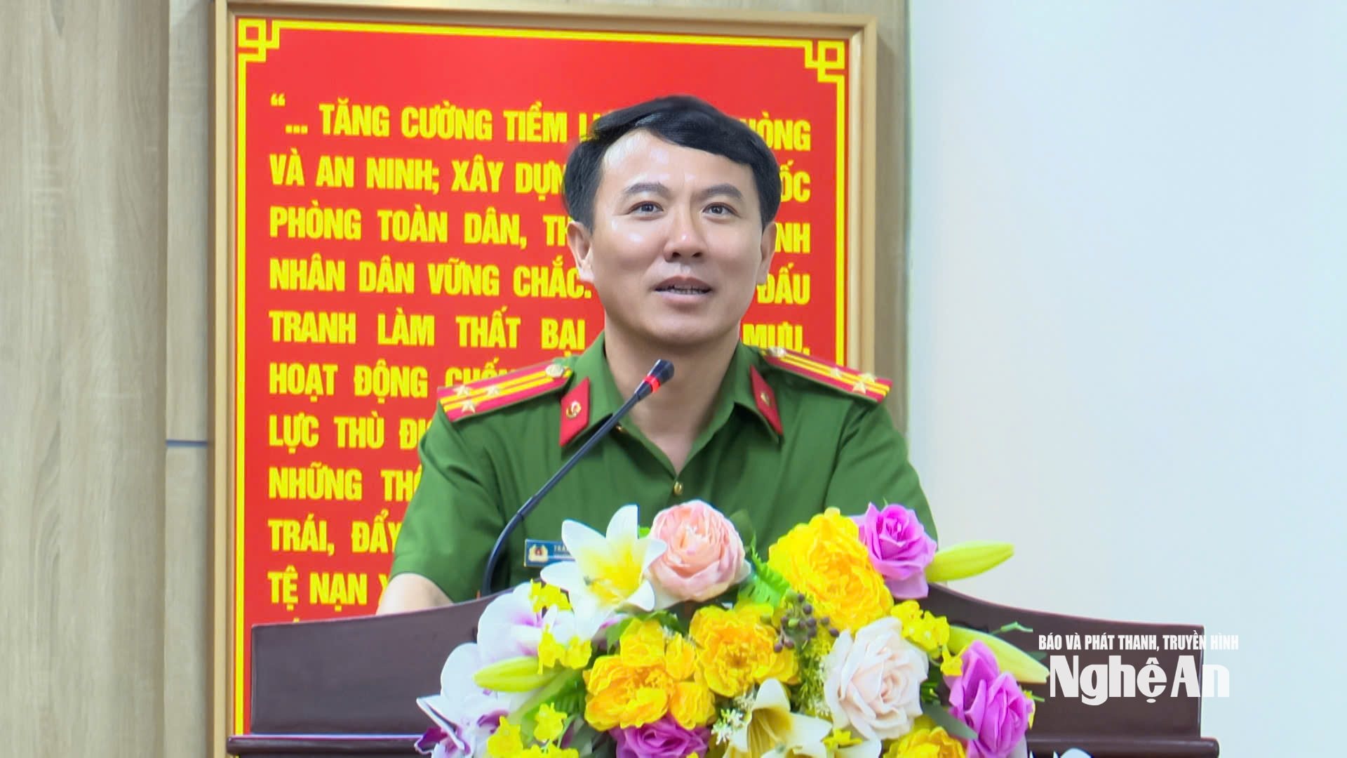 Đại diện cơ quan Công an tham gia đối thoại