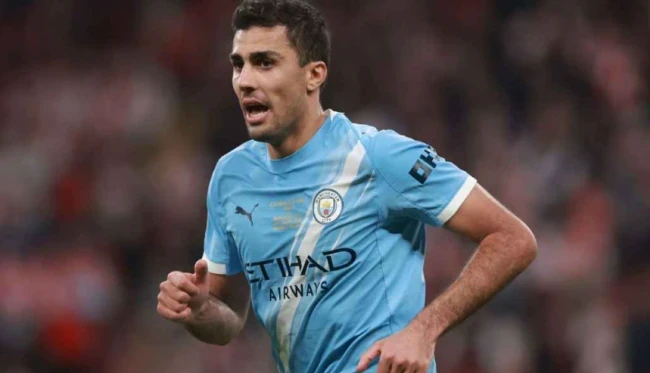 Real Madrid khao khát có được sự phục vụ của tiền vệ Rodri từ Manchester City.
