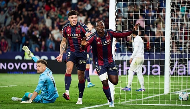 Levante khuất phục Osasuna trong trận cầu đầy kịch tính tại vòng 35 La Liga.