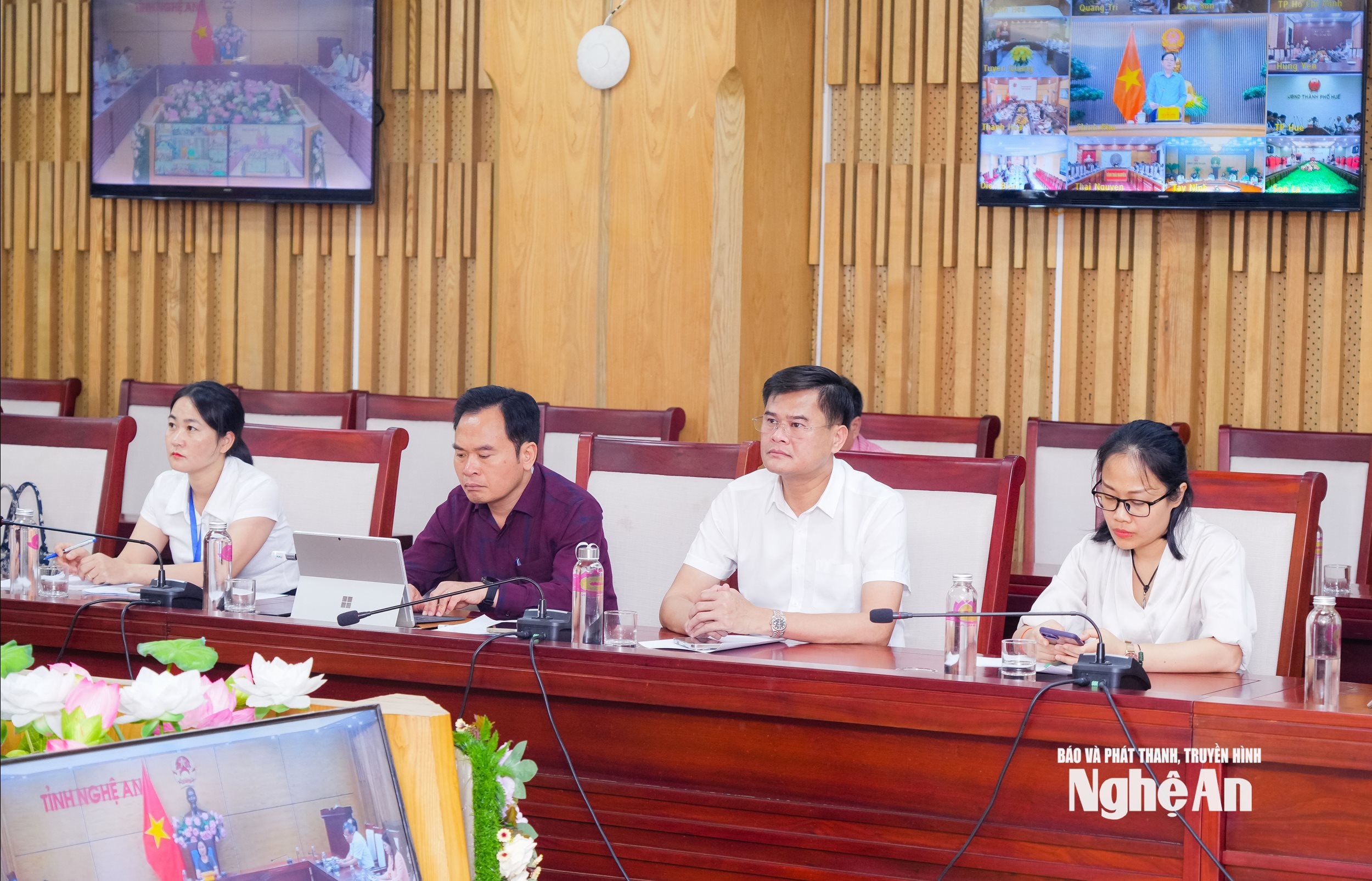  đại biểu