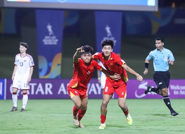 Đội tuyển U17 Việt Nam ăn mừng chiến tích giành vé dự World Cup