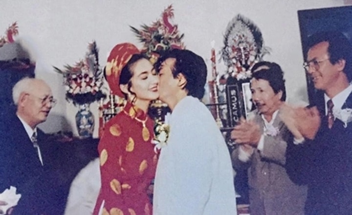 Hoa hậu Thanh Xuân kết hôn với võ sư Nam Anh khi sự nghiệp đang ở đỉnh cao.