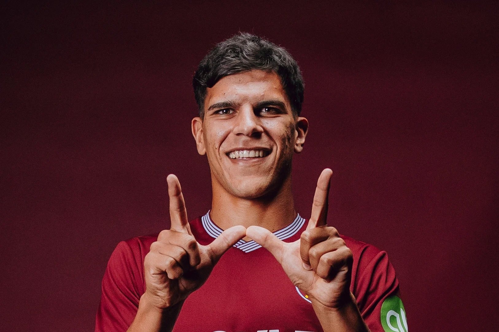Mateus Fernandes thể hiện mong muốn gia nhập Manchester United để sát cánh cùng các đồng hương.