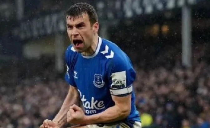 Seamus Coleman là tượng đài số một về lòng trung thành tại Everton.