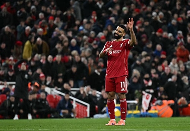 Mohamed Salah không còn giữ được sự lành tính thường thấy khi quyền lợi và vị thế tại Liverpool bị đe dọa.
