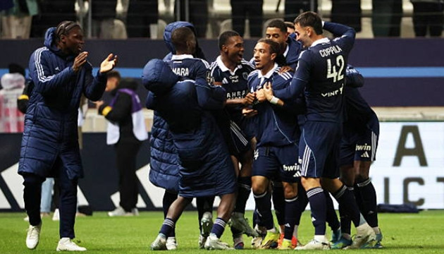Paris FC gây chấn động khi đánh bại thầy trò Luis Enrique.