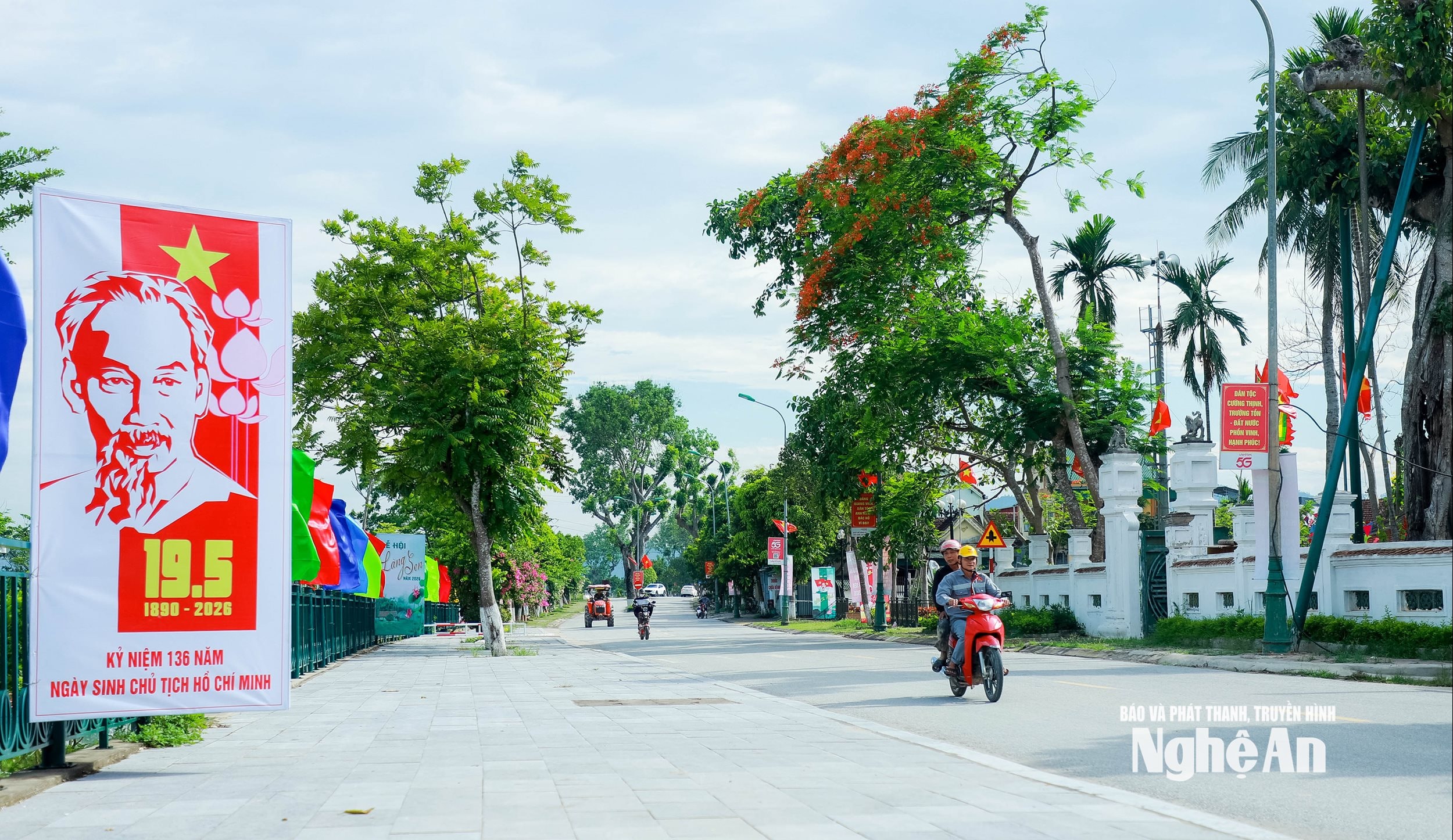 Một tuyến đường tại xã Kim Liên. Ảnh Thành Duy
