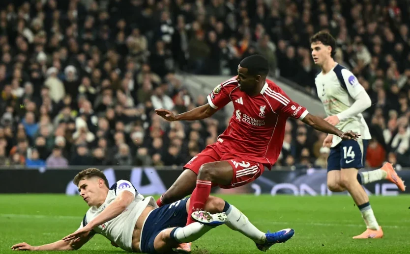 Các cầu thủ Liverpool trong một buổi tập dưới thời Arne Slot.