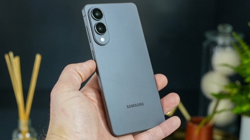 Hệ thống camera trên Galaxy S25 Edge