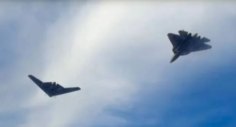 Ấn Độ được nhận định là khách hàng tiềm năng nhất cho phiên bản Su-57 hai chỗ ngồi.
