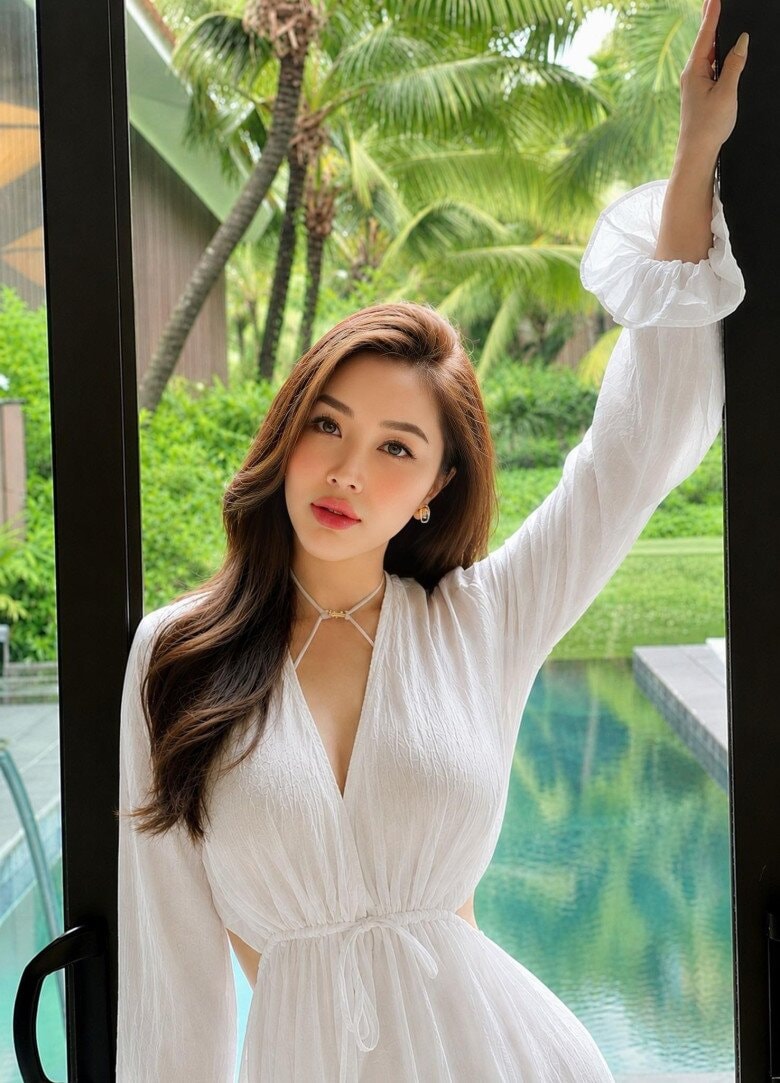 Nhan sắc rạng rỡ của Bảo Thy trong chuyến nghỉ dưỡng