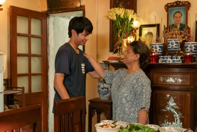 Con trai NSND Trần Lực được nhận xét có diễn xuất tốt khi đóng phim điện ảnh đầu tay.