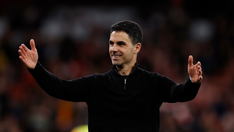 Arsenal sẽ nâng cúp vô địch Ngoại hạng Anh ở vòng đấu cuối cùng sau 22 năm chờ đợi.