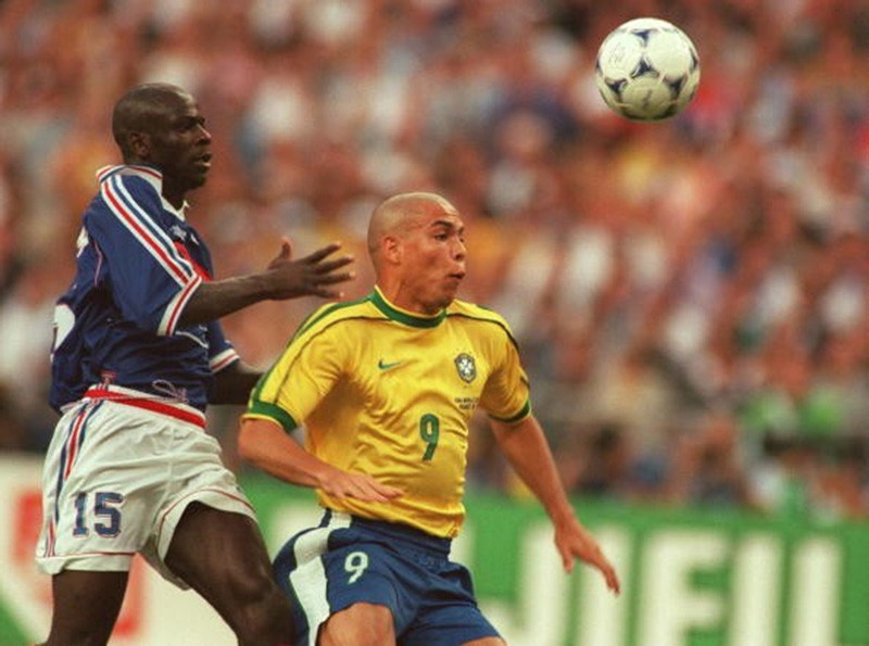 Ronaldo Luis Nazario de Lima thi đấu mờ nhạt trong trận chung kết.