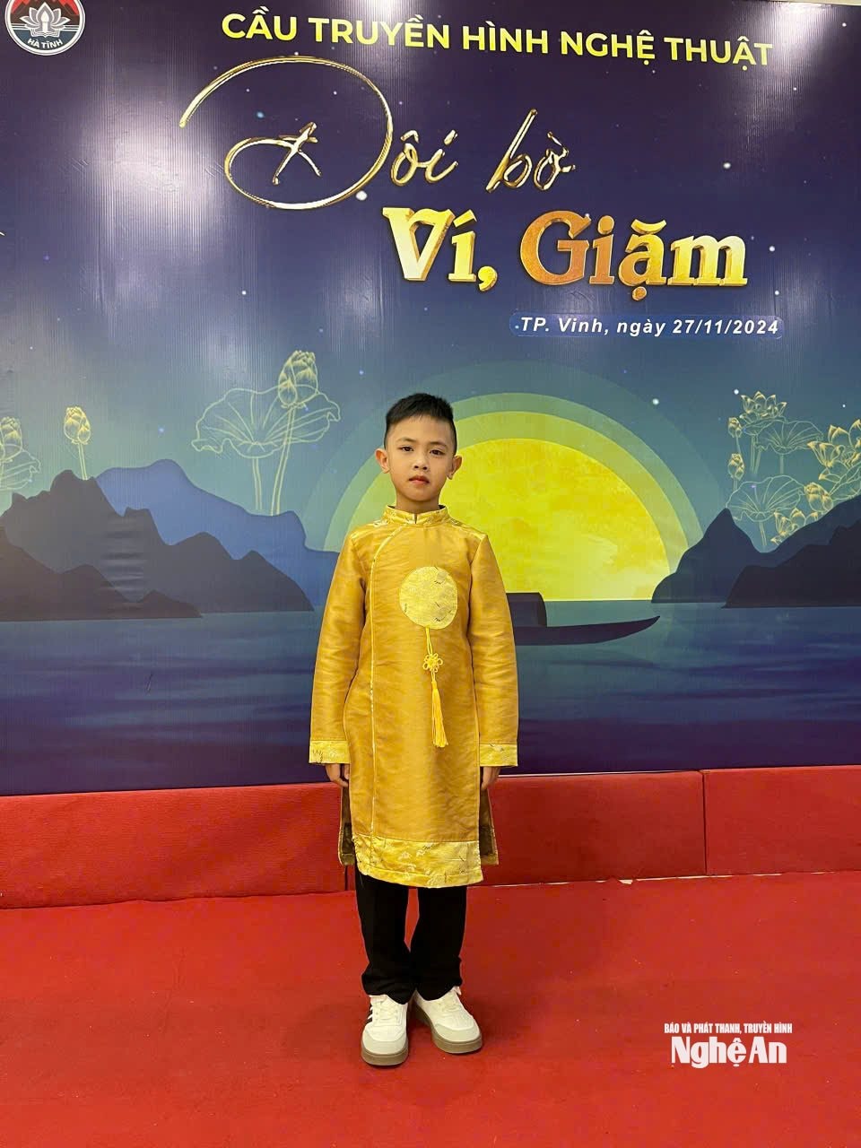 Công Minh ở sân khấu Đôi bờ ví, giặm