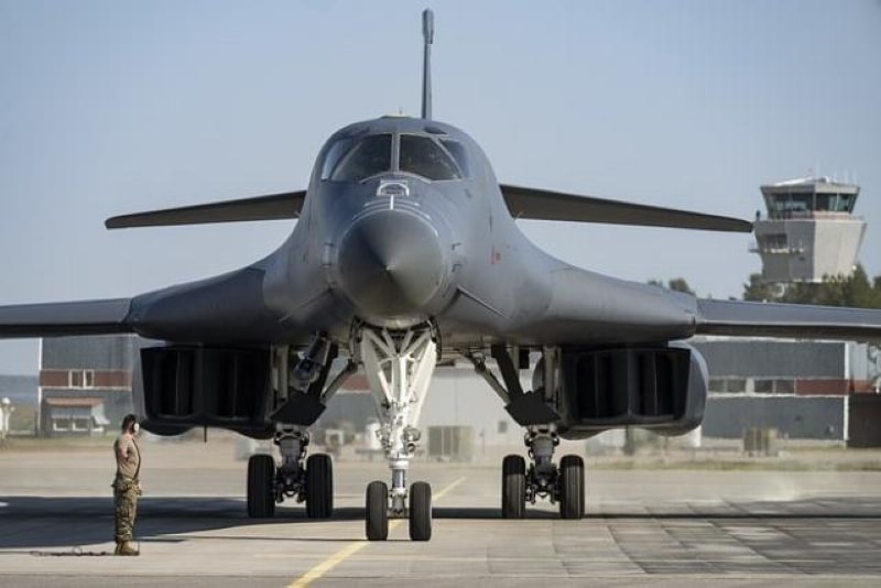 Máy bay ném bom chiến lược B-1B Lancer của Không quân Mỹ