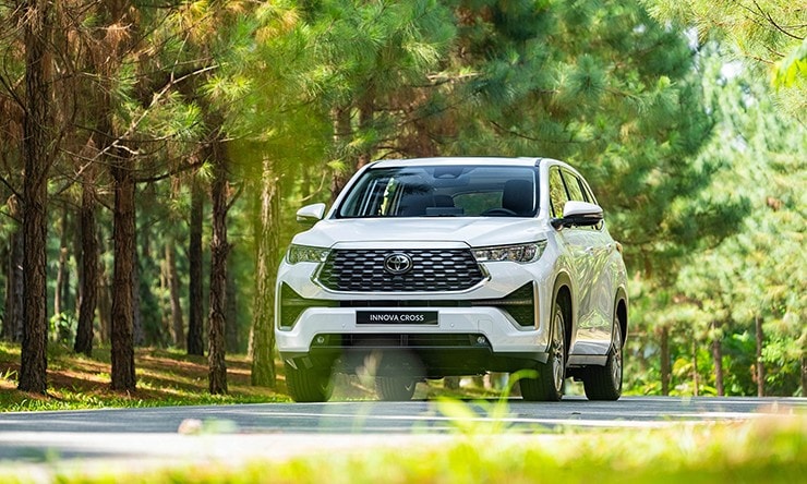 Toyota Innova Cross 2026 sở hữu diện mạo hiện đại và mạnh mẽ