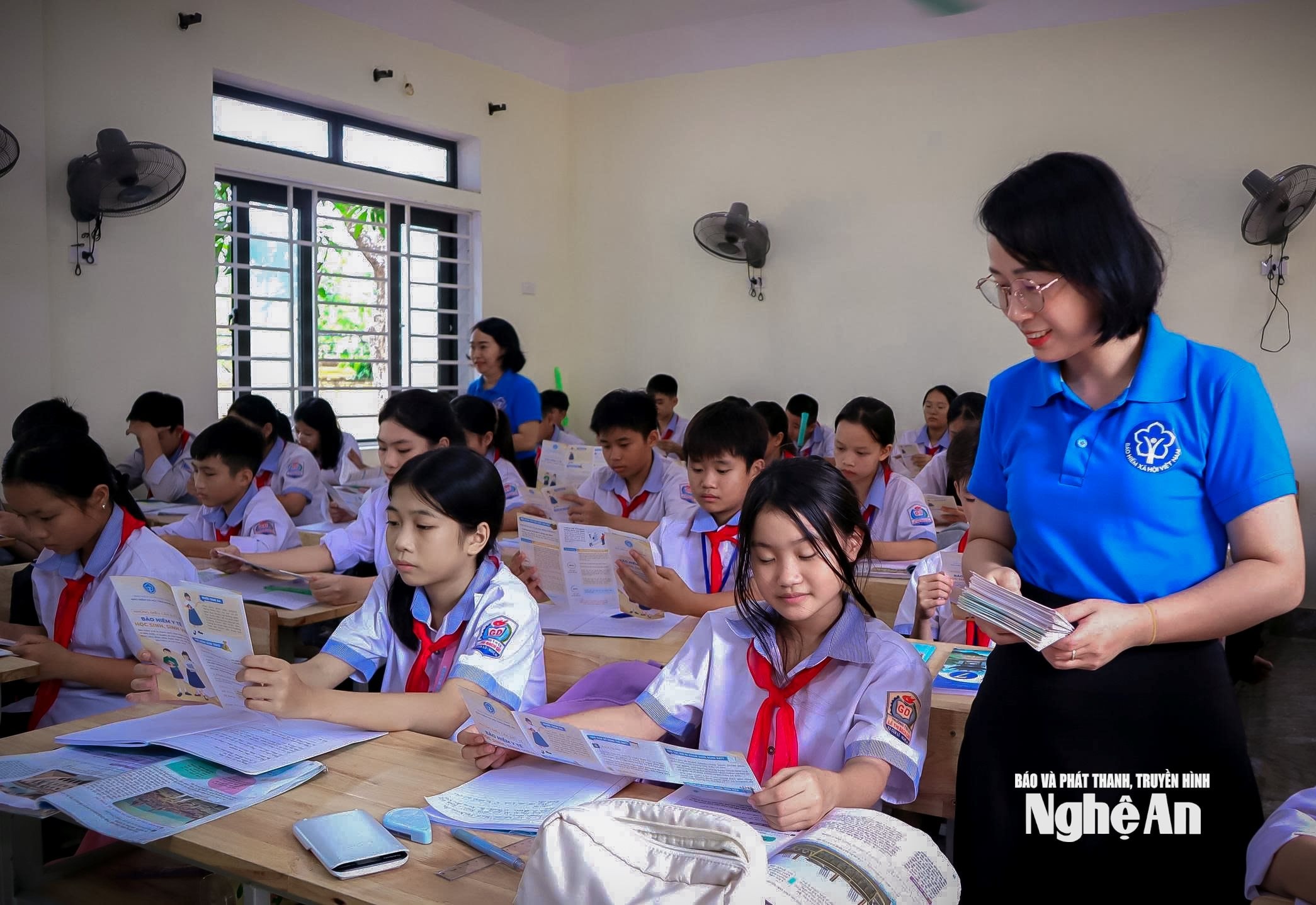 Ảnh Tư liệu (3)
