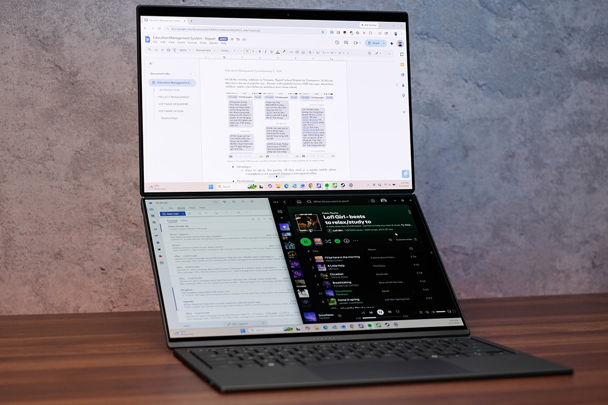 Cận cảnh thiết kế bản lề và khoảng cách giữa hai màn hình trên Zenbook DUO 2026