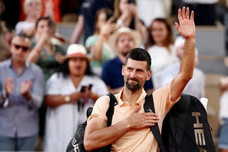 Novak Djokovic thất vọng tại Roland Garros Djokovic chưa thể chạm tới Grand Slam thứ 25