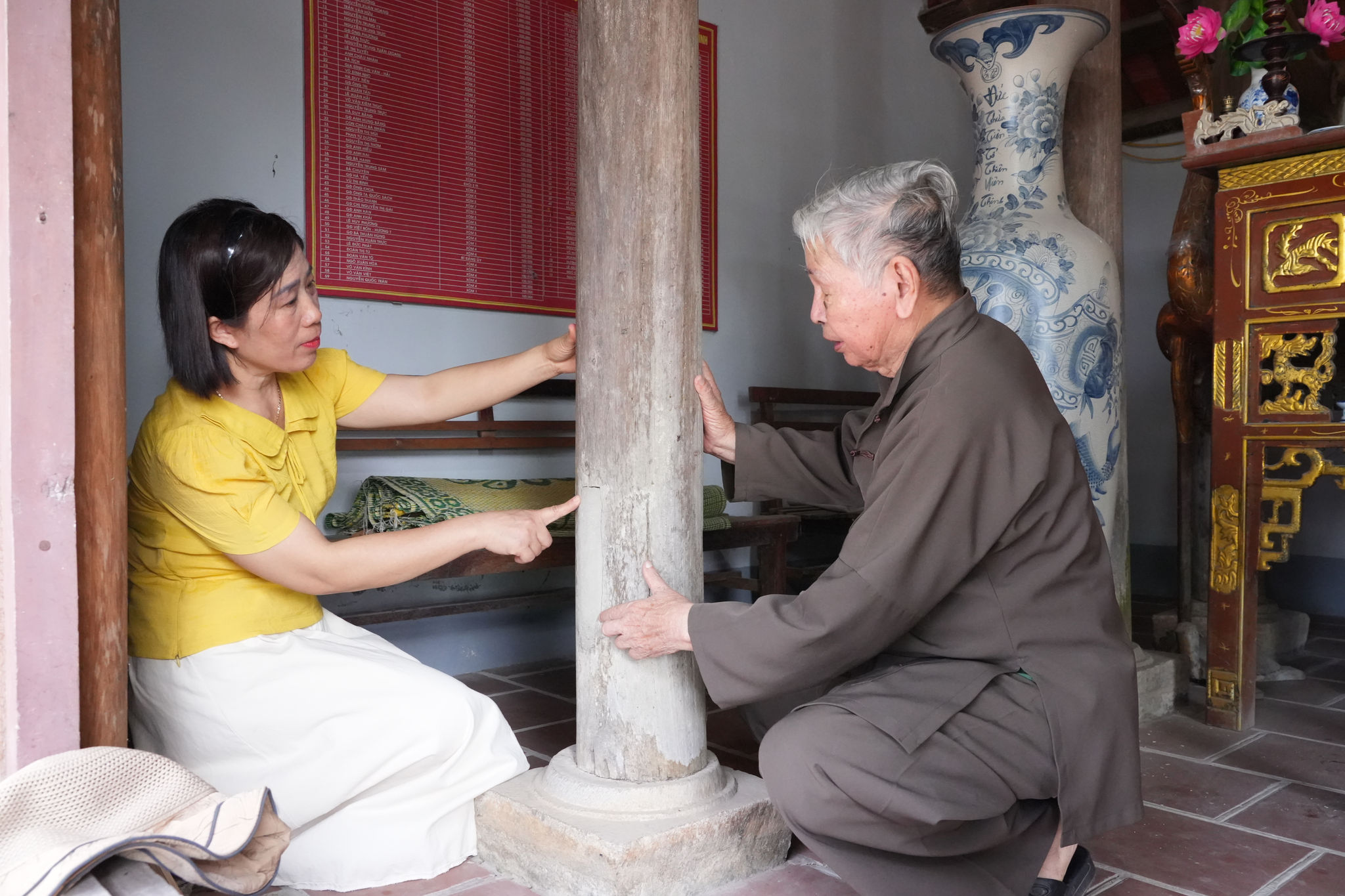 Nơi đây còn in dấu thời gian khi nhà Thánh trở thành căn cứ cách mạng, kho lương thực, vũ khí của bộ đội ta. Ảnh: T.P