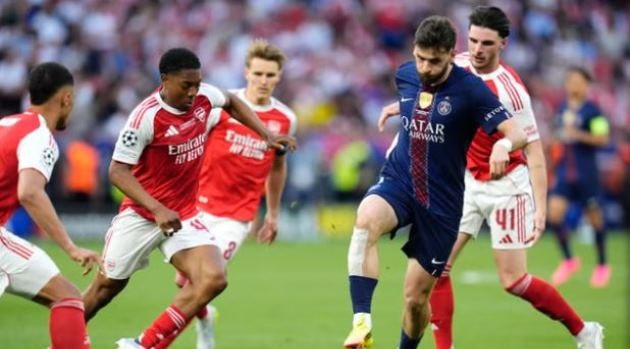 Arsenal cần một mẫu cầu thủ tấn công có khả năng tạo đột biến như Kvicha Kvaratskhelia.