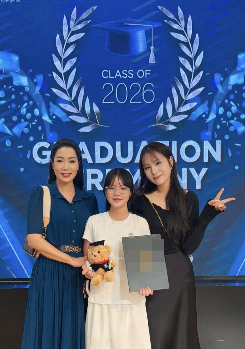 2 con gái của Trịnh Kim Chi xinh đẹp giống mẹ.