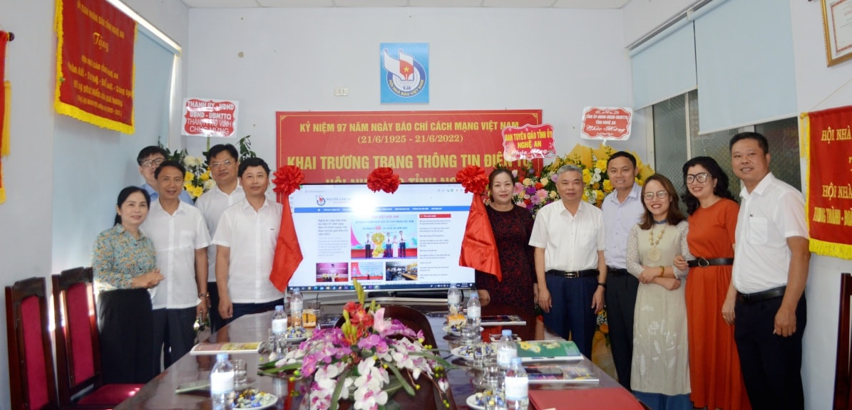 Khai trương Trang thông tin điện tử của Hội Nhà báo Nghệ An, tháng 6/2022.