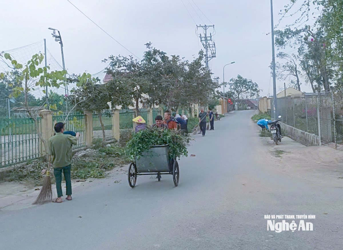 Xóm 1A, xã Đại Đồng duy trì nề nếp vệ sinh môi trường hàng tháng.