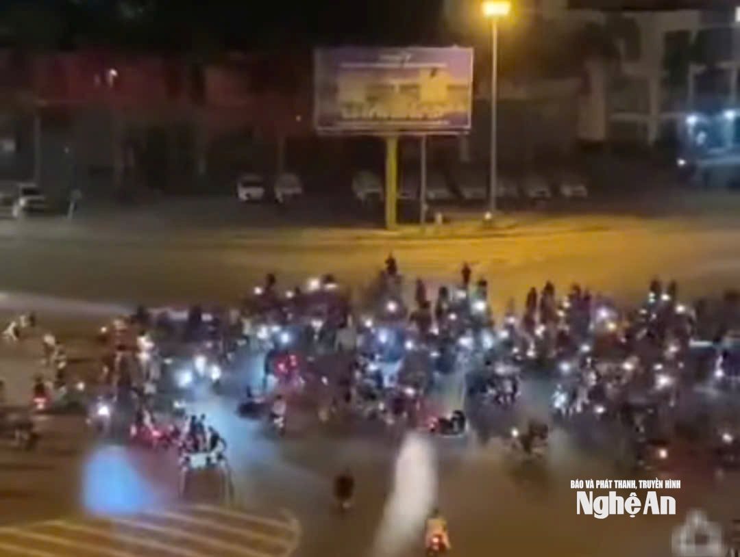 2.ảnh pv