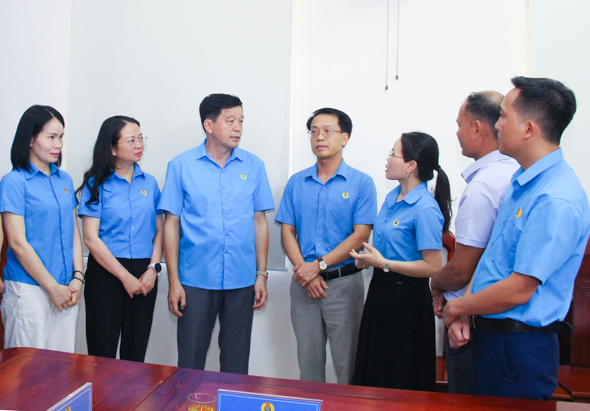 bna_30-4276115d4208acbf0eae0ee9ca8fb9dd.jpg